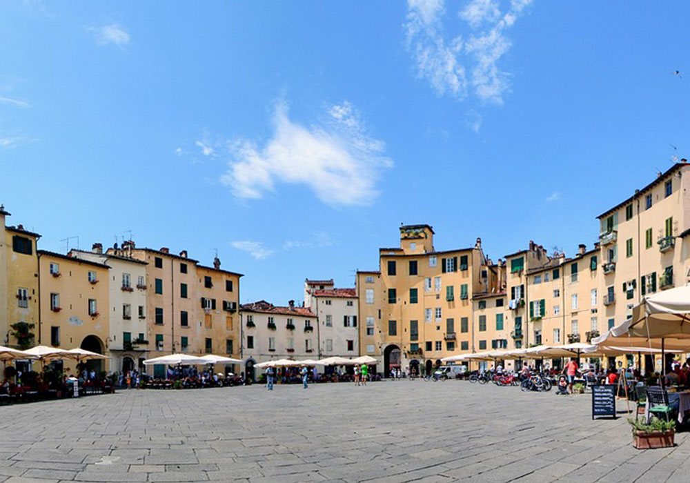 tour delle citta arte lucca toscana isabella taxi