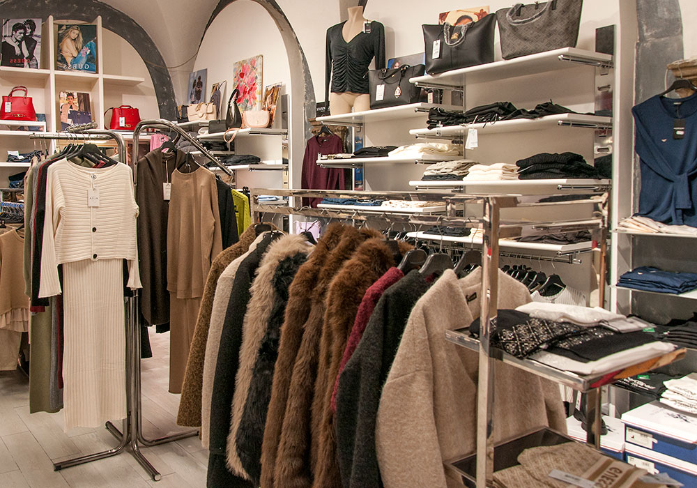 outlet shopping barberino taxi isabella stopponi toscana ncc